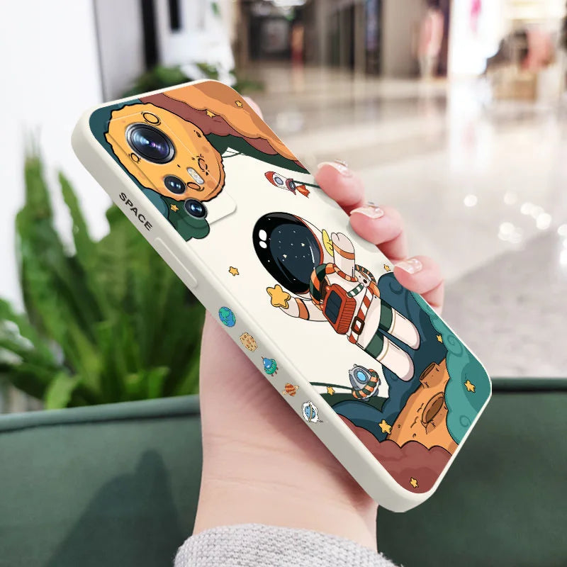 Funda de Teléfono Hello Astronaut para Xiaomi Mi 13, 13T, 12, 11 Ultra, 10, 9, 12T, 11T, 10T, 9T Pro Lite, Poco F5, F4, X4, M4, F3, X3 Pro 4G 5G GT: Diseño Divertido y Protección Confiable